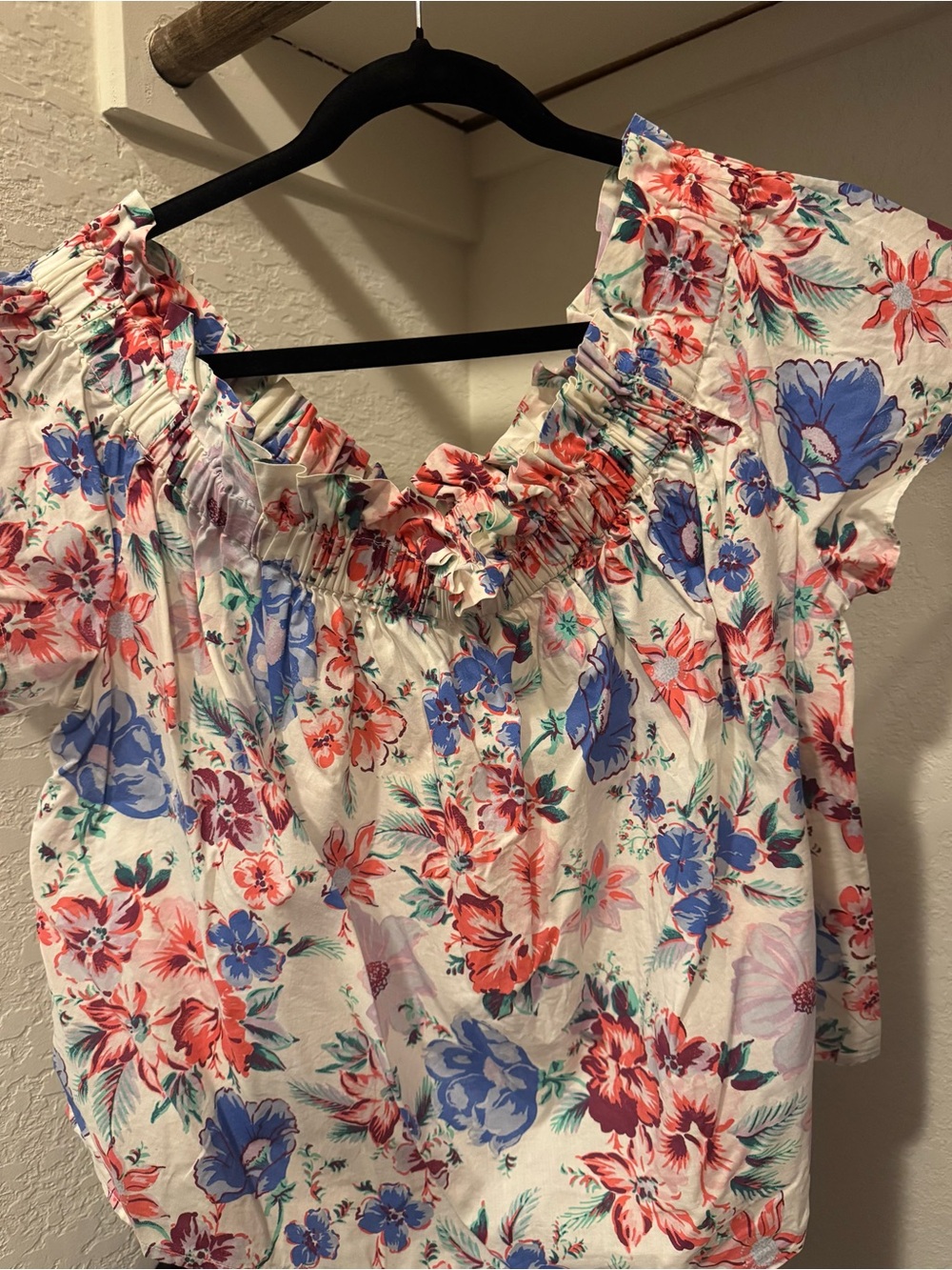 GAP White Off-Shoulder Blouse with Blue & Coral Floral Print